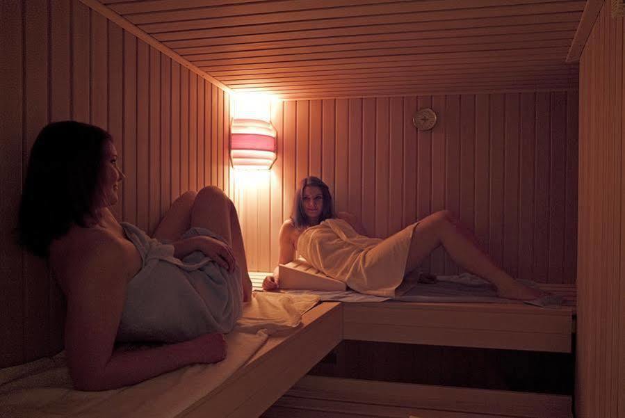 Wellnesshotel Schiesselhof Grafenhausen Esterno foto