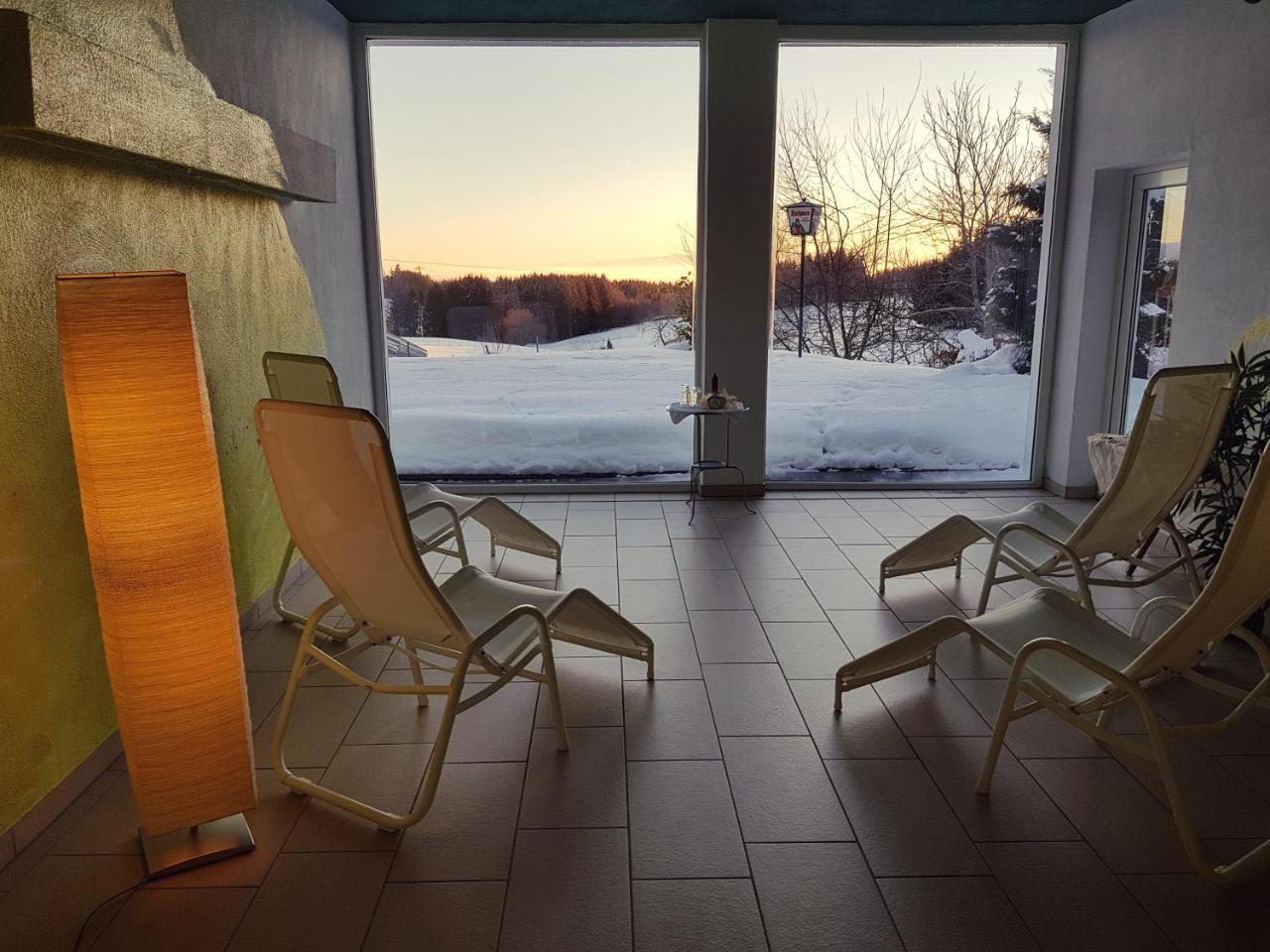 Wellnesshotel Schiesselhof Grafenhausen Esterno foto